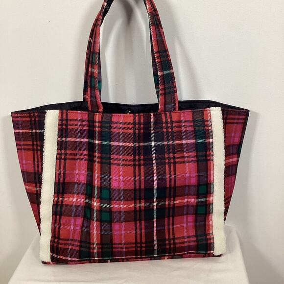 Victoria Secret Tote Bag Red Plaid Large Quilted NWT Shoulder Bag Purse - Picture 2 of 6